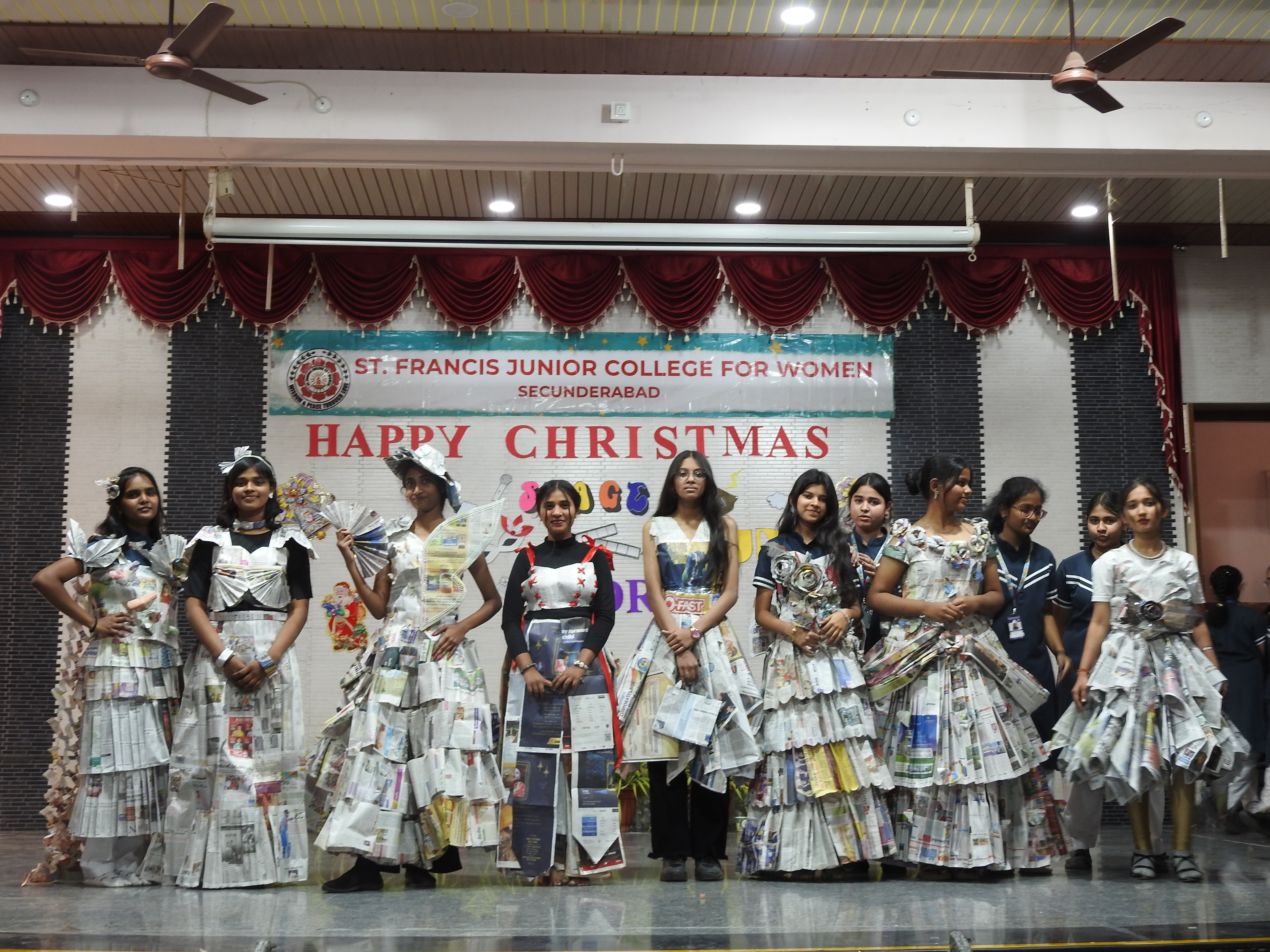 Animated Card Hover Effect Html & CSS